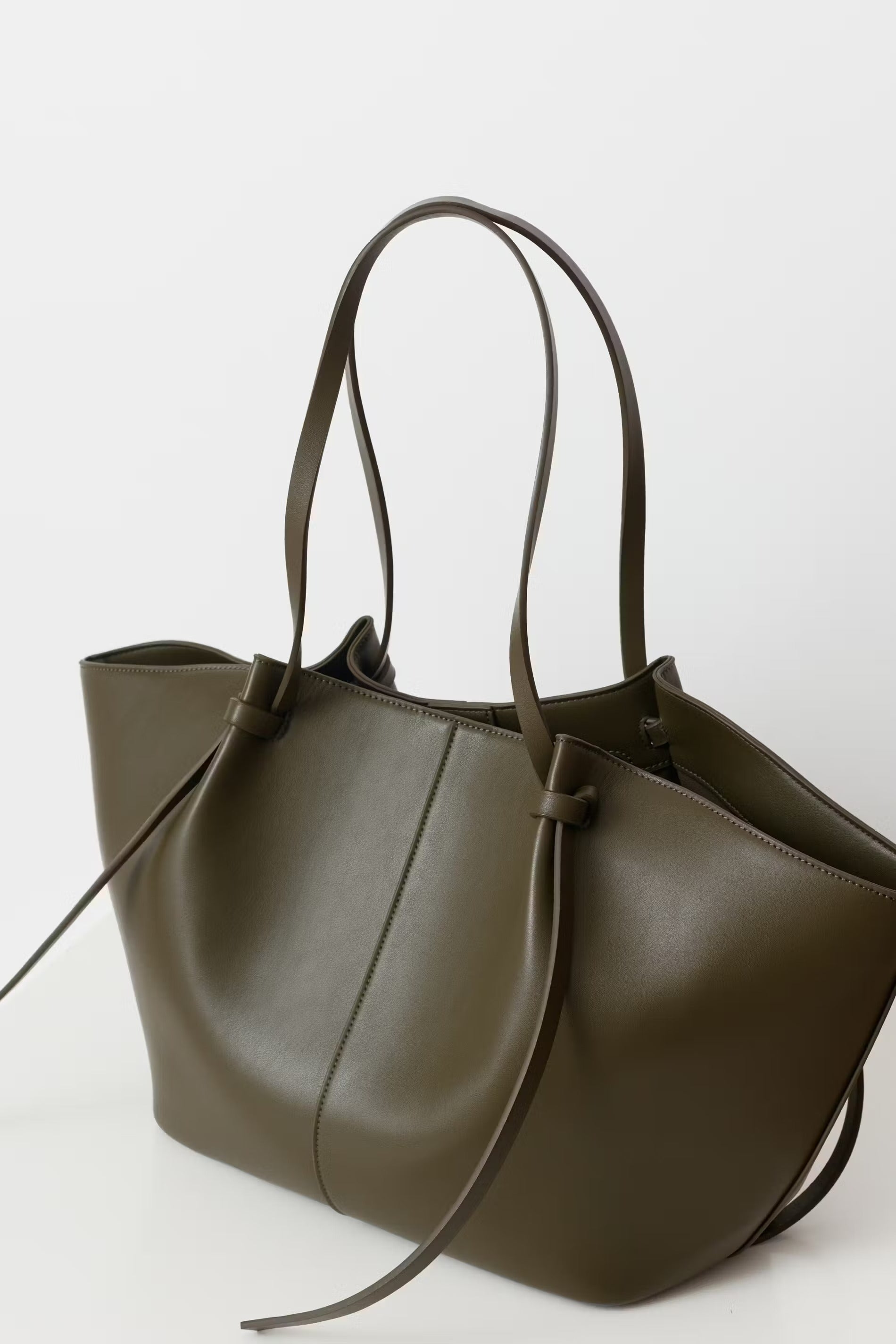 Gina Tricot | Long strap pu bag Deep Taupe